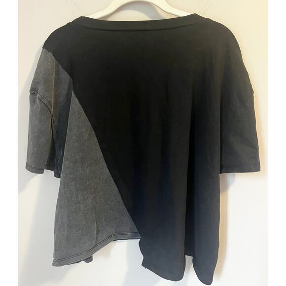 Akira Look This Way Graphic Tee in Black and Dark Grey Women's sz. L - Picture 5 of 9